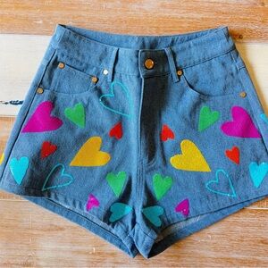 QUEEN OF SPARKLES High-Waist Denim Shorts with Multi-Color Hearts XS